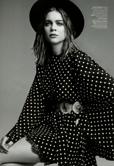 Kim Noorda for L’Offciel Dutch May 2014 photographer Gregory Derkenne 